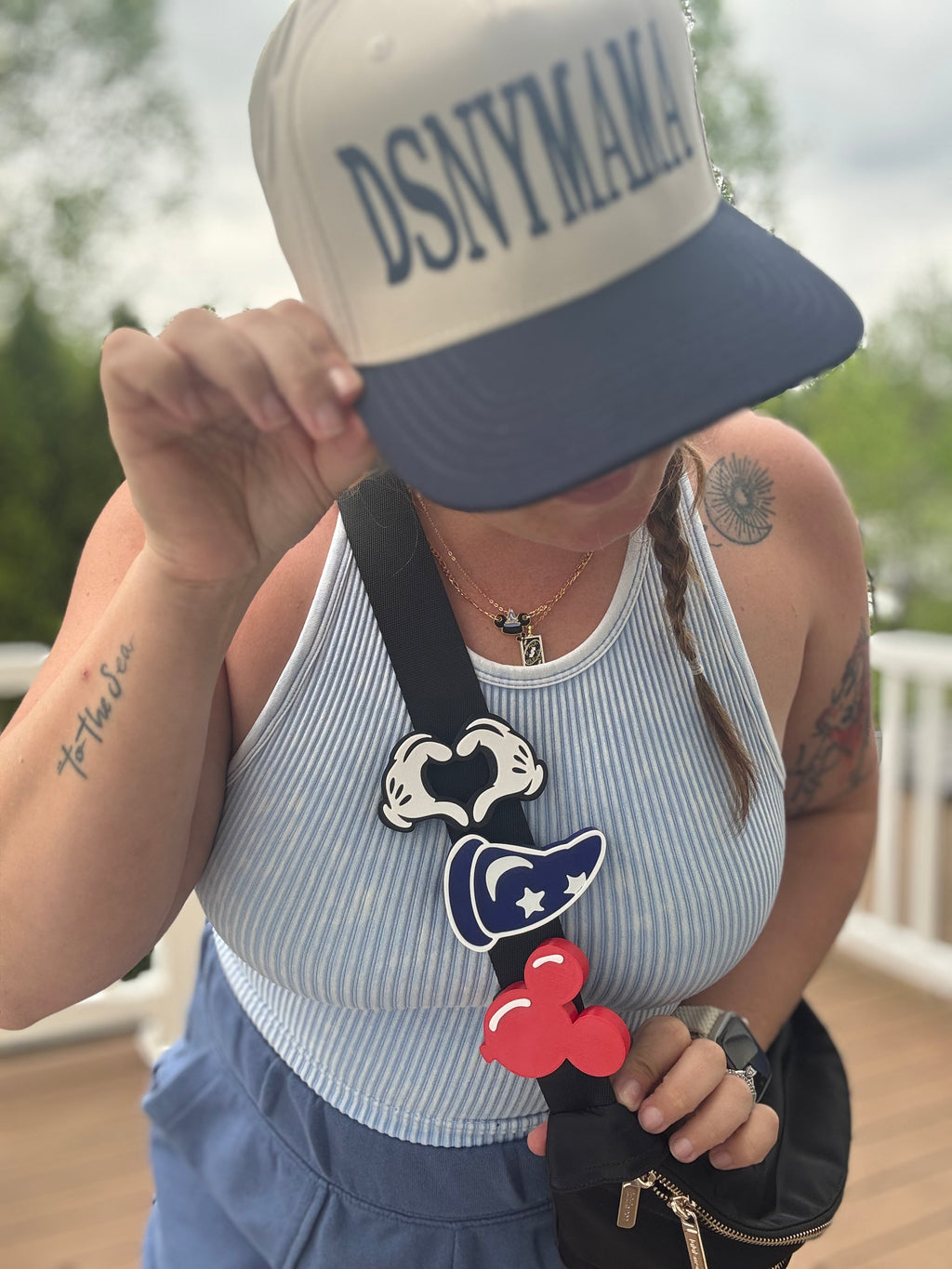 Main Street Mouse Hand Heart Statement Charm