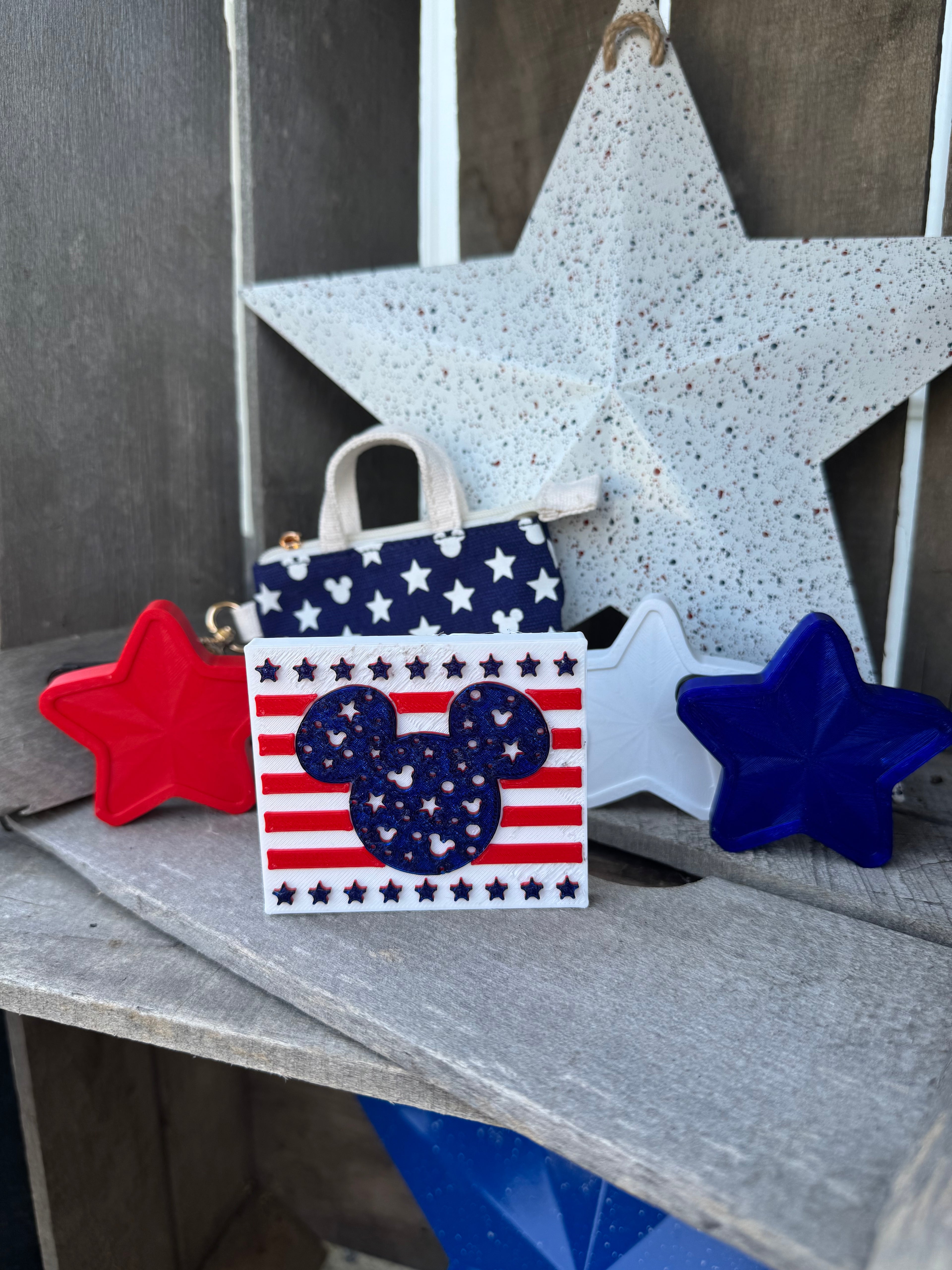 Main Street Mouse Flag Statement Charm